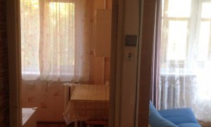 Сдается однокомнатная квартира с косметическим ремонтом на Проспекте Октября