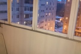 Сдается огромная однокомнатная квартира по улице Менделеева