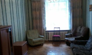 Сдается двухкомнатная квартира по улице Калинина с мебелью